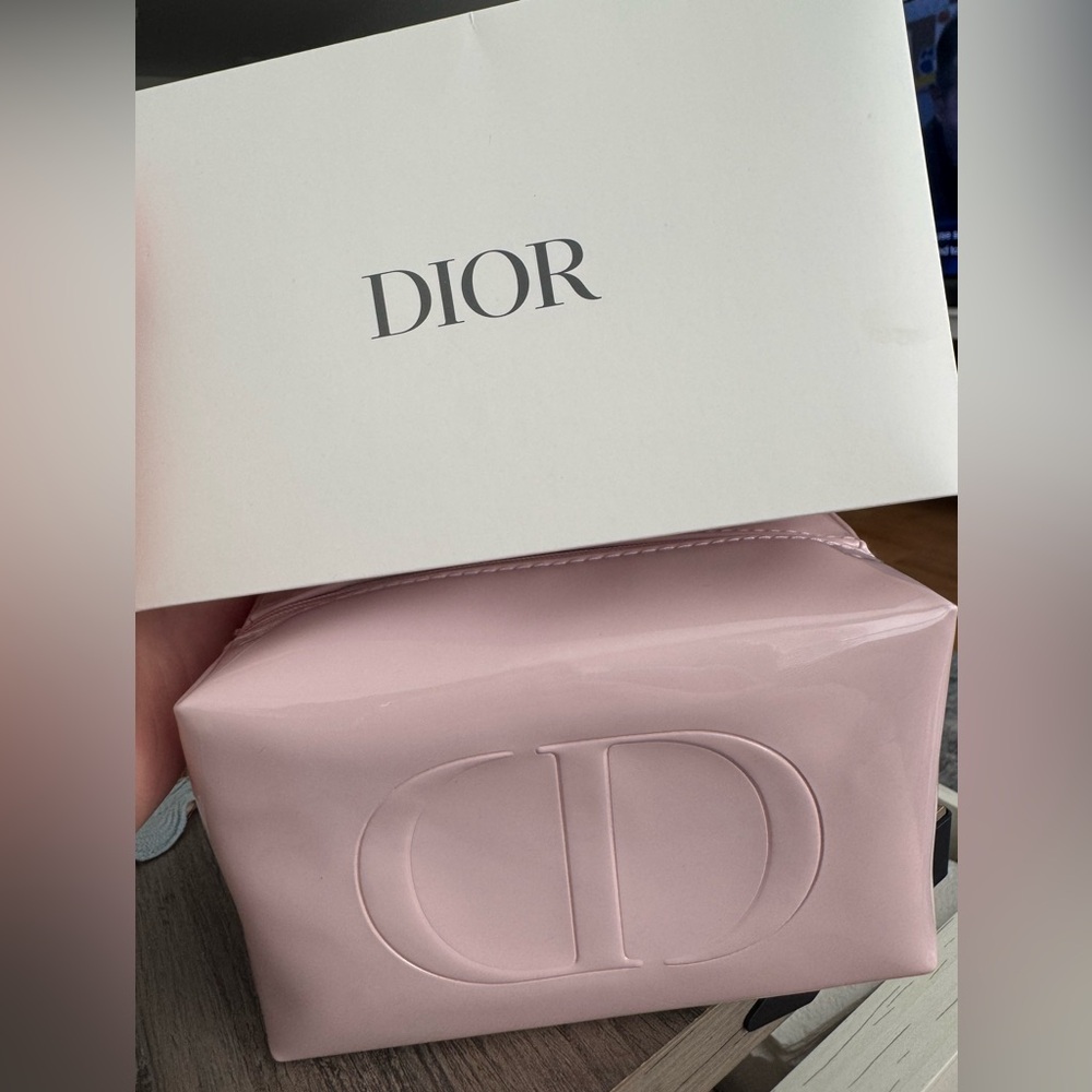 Dior Blush Pink Makeup Pouch with Box - Picture 4 of 4